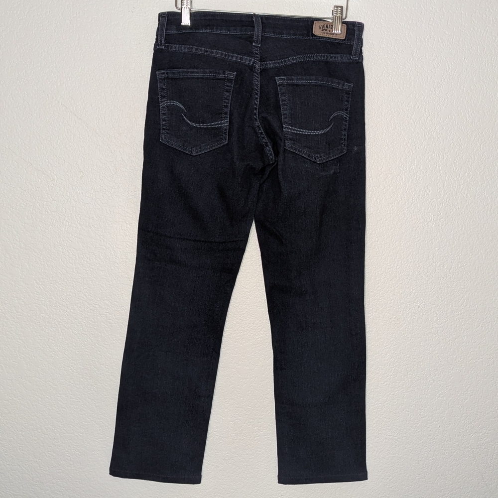 Signature by Levi Strauss Dark Blue Women's 4 short - Picture 2 of 10